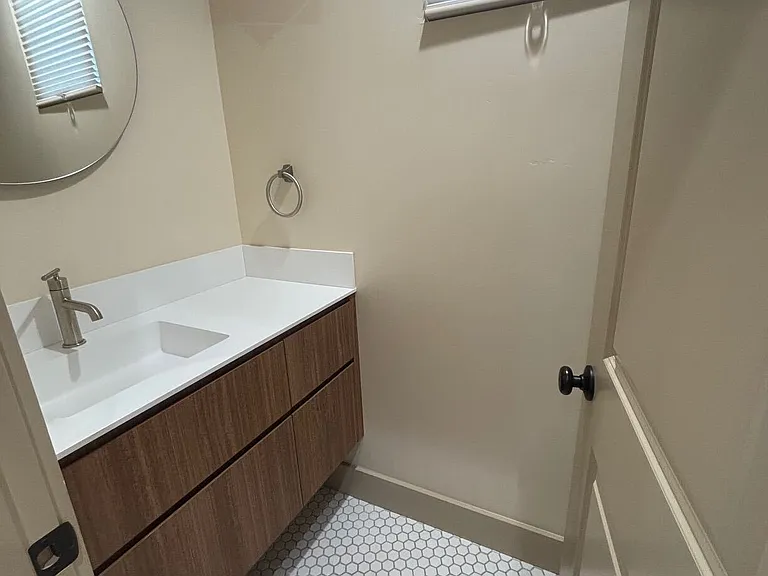 1731 Laurel Ave — Photo 12