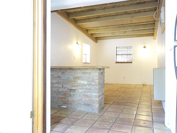 2nd image of 427 S 4th Ave APT 5