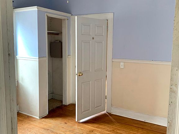 4th image of 121 W Cleveland Ave