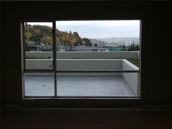 5th image of 321 10th Ave S APT 503