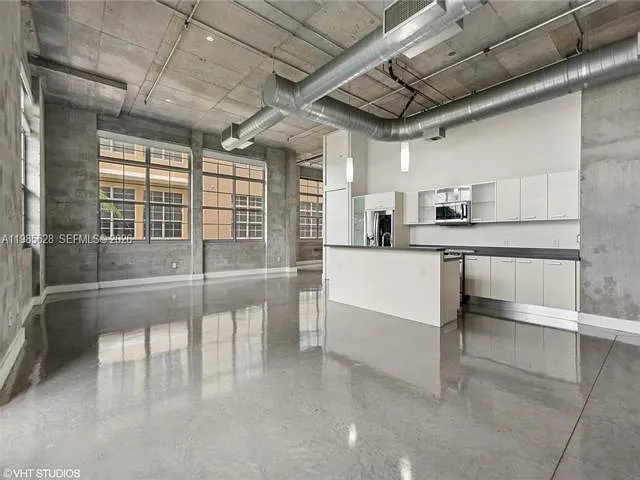 434 NW 1st Ave #302 — Photo 1