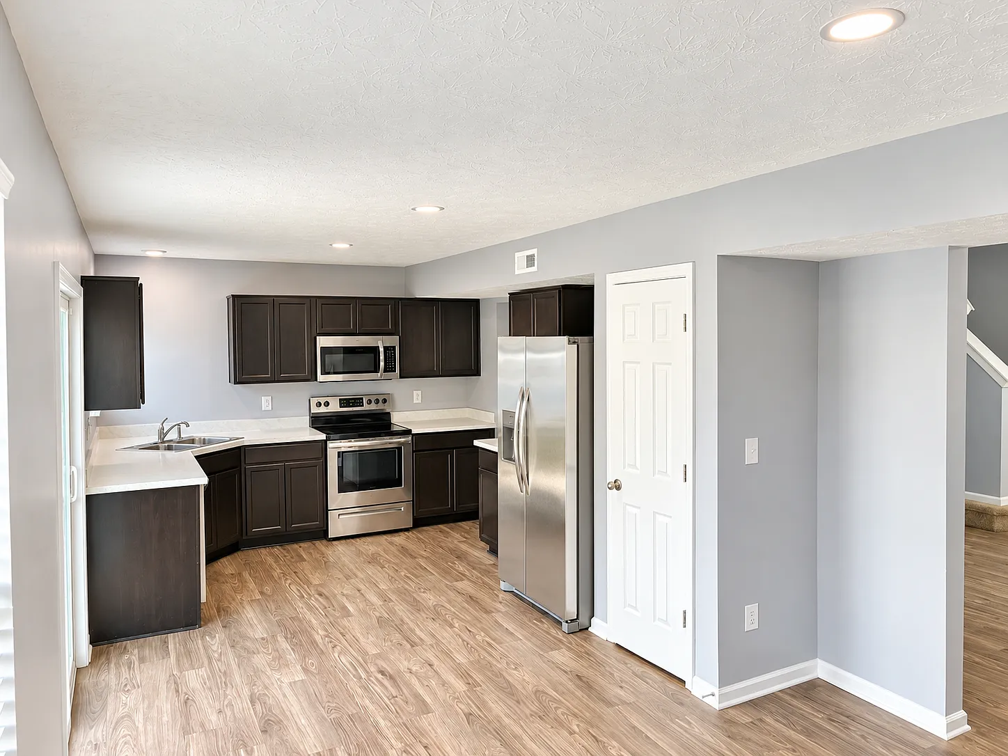 3 bed, 1685 sqft, $1,800 — Photo 4
