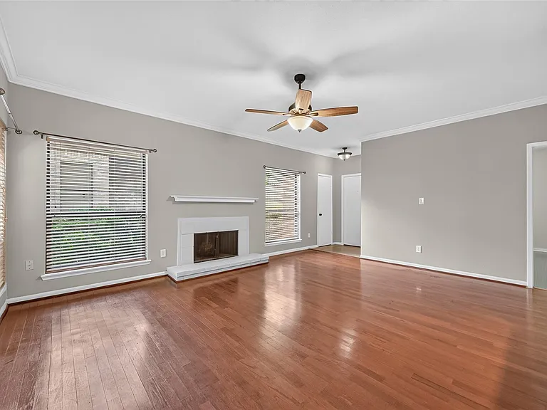 8100 Cambridge St #49 — Photo 9