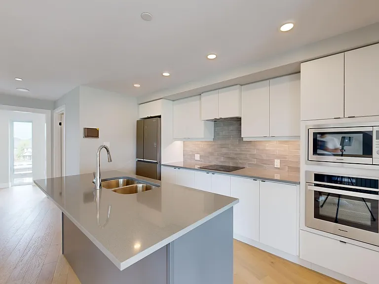 2062 Lumen Dr #116A — Photo 6
