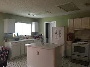 8238 Valley Trl, San Antonio, TX 78250