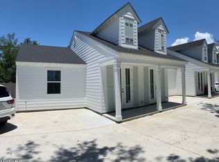 510 Main St #A, Bay Saint Louis, MS 39520