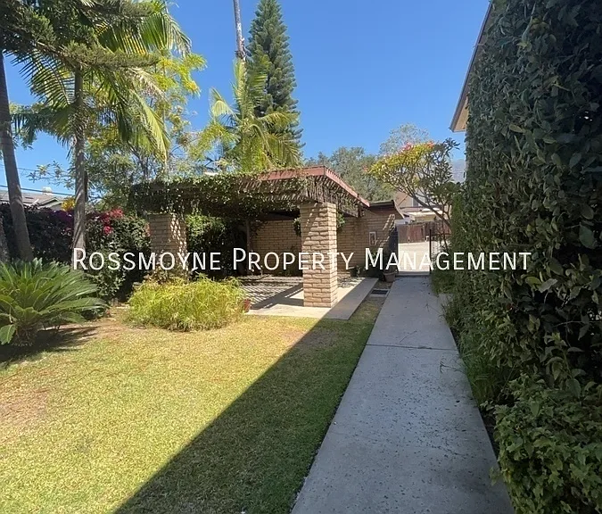 222 S Magnolia Ave #E — Photo 1