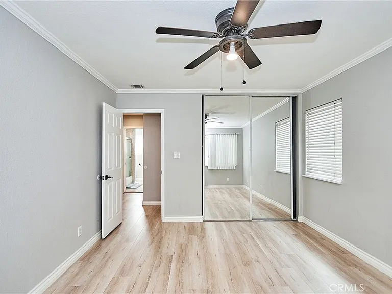 6052 Marshall Ave — Photo 2