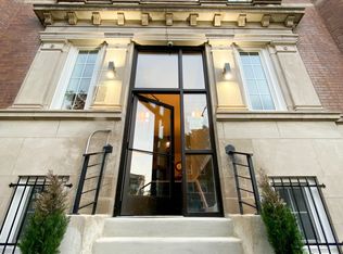 5725 S Indiana Ave #3, Chicago, IL 60637