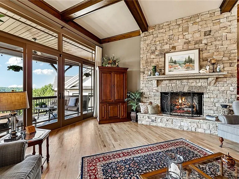 6407 Grand Marina Cir — Photo 27