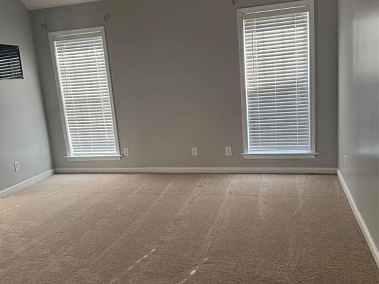 8737 Jamac Ln — Photo 1