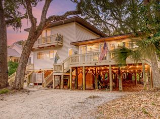 513 Dolphin Rd, Edisto Island, SC 29438