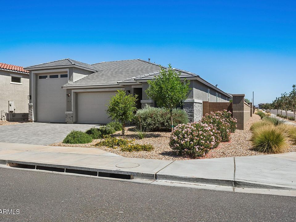 18558 W SWAYBACK Pass, Surprise, AZ 85387 | Zillow