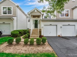 1462 Meadowsedge Ln, Carpentersville, IL 60110