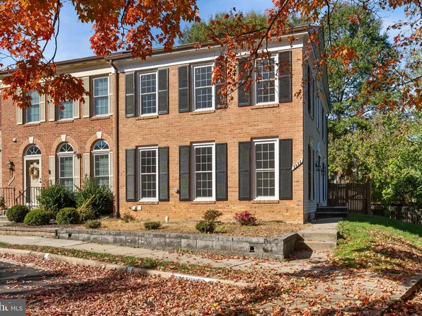 5886 Parenham Way, Alexandria, VA 22310