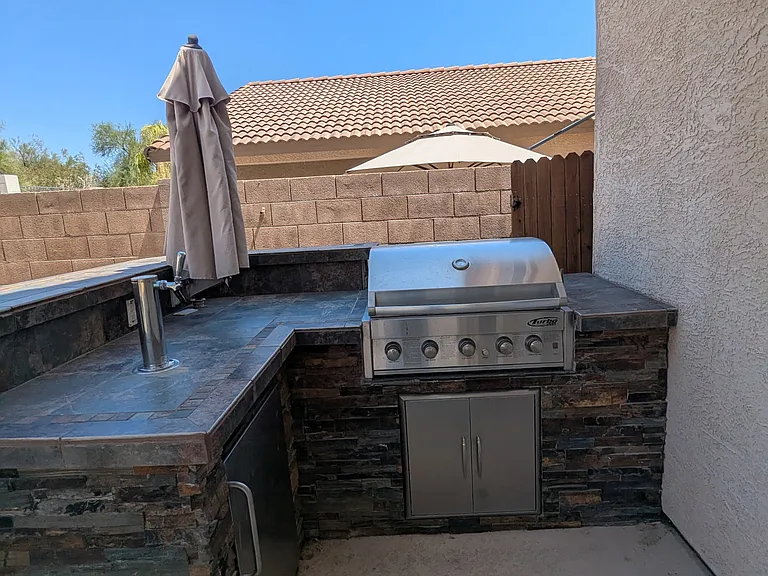 2224 E Heston Dr — Photo 3