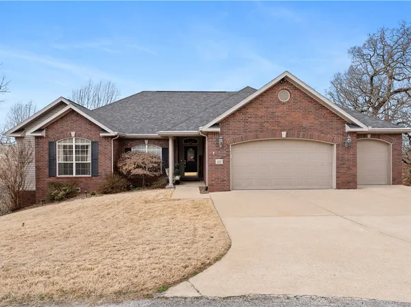 14203 Andover Ln, Rogers, AR 72756