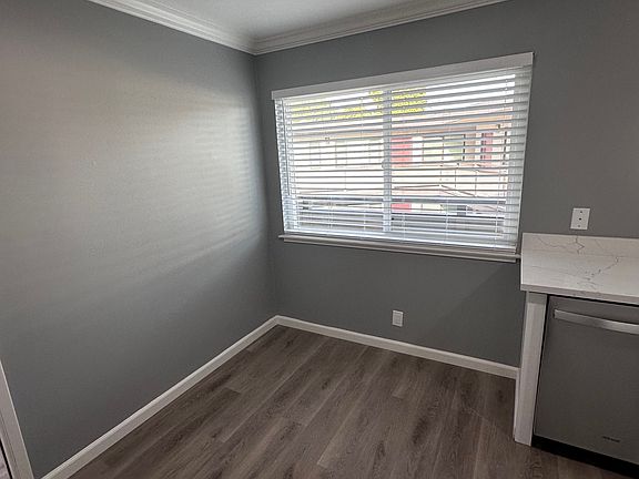 5th image of 912 El Camino Real #13