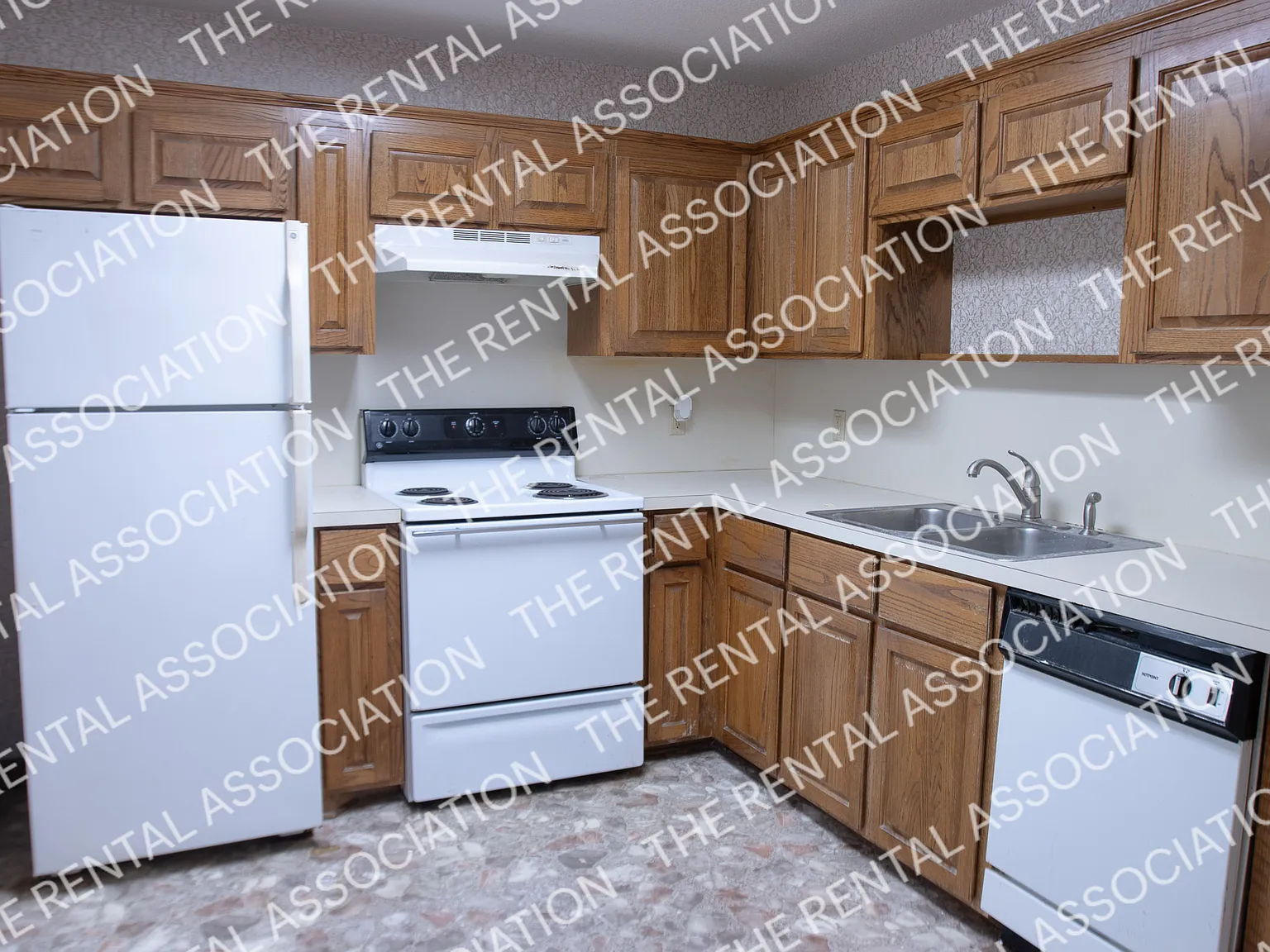 R- 1047 Sanders Lane - 1 — Photo 3