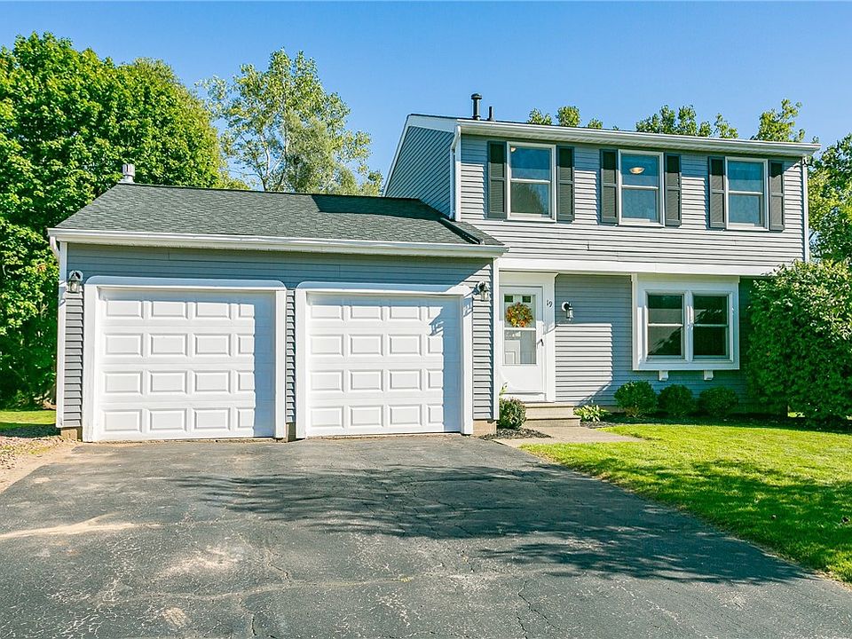 19 Bramblewood Ln, Penfield, NY 14526 Zillow