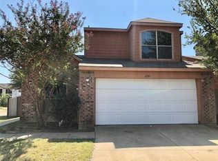 6330 Benavides Dr, Dallas, TX 75217