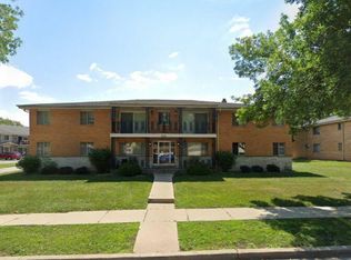 10121 W Sharon Ln APT 2, Milwaukee, WI 53225