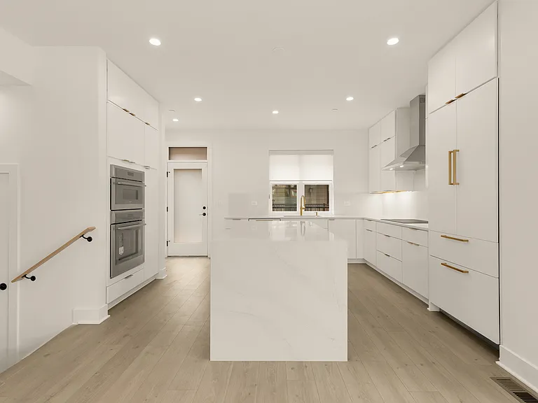 5530 Topaz Ln — Photo 7