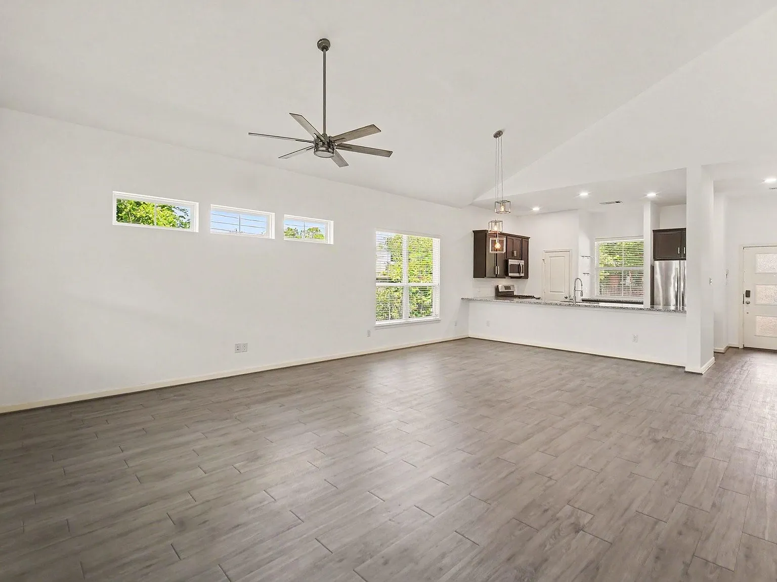 3 bed, 2.0 bath, 1510 sqft, $2,750 — Photo 4