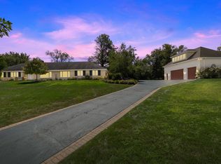 166 Halkirk Cir, Inverness, IL 60067