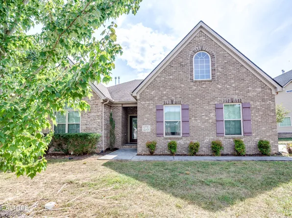 12721 Sailpointe Ln, Knoxville, TN 37922