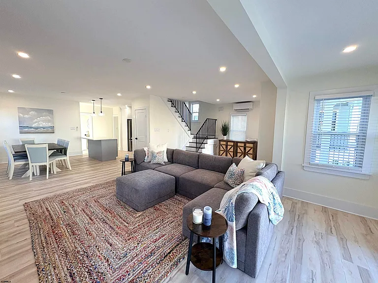 6 N Jasper Ave — Photo 12