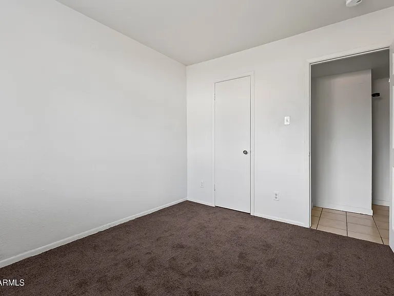 5212 N 67th Dr — Photo 17