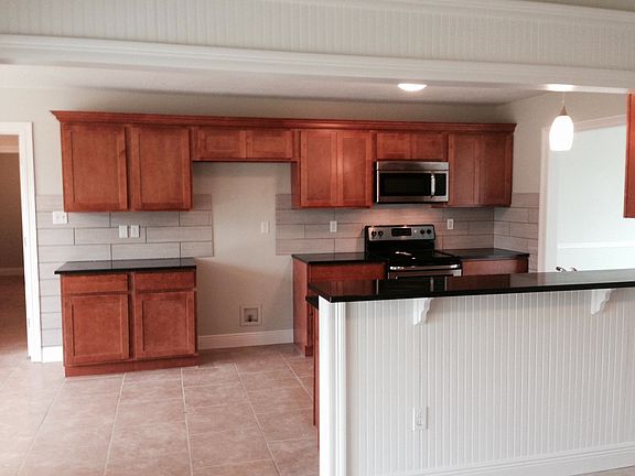 3rd image of 15121 Loveless Dr