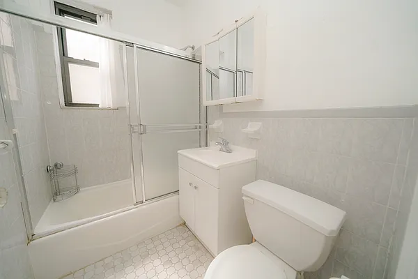 Rented by Sterling Realty Solution Inc | media 14