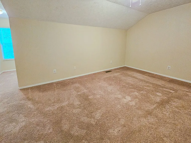 857 Ashley Michelle Ct — Photo 23