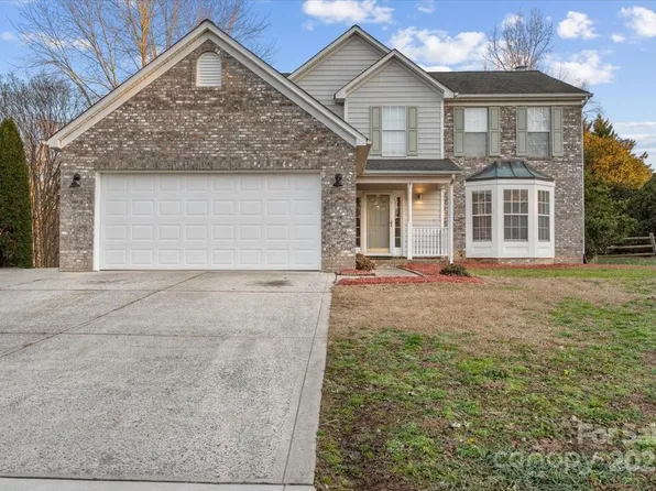 12408 High Valley Ln, Charlotte, NC 28269