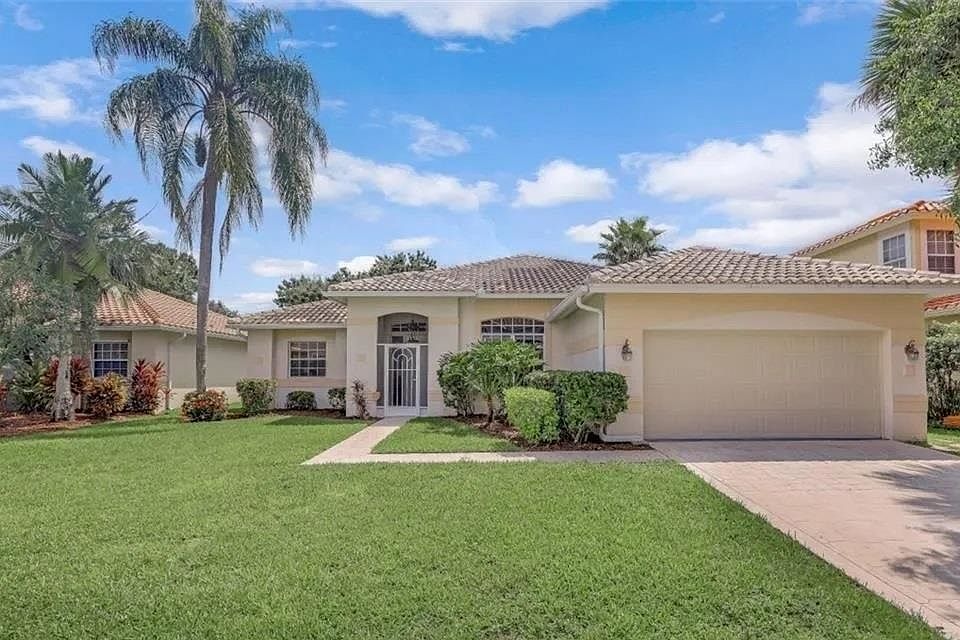 1st image of 11046 Lakeland Cir