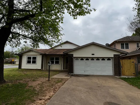 432 E F St, Jenks, OK 74037