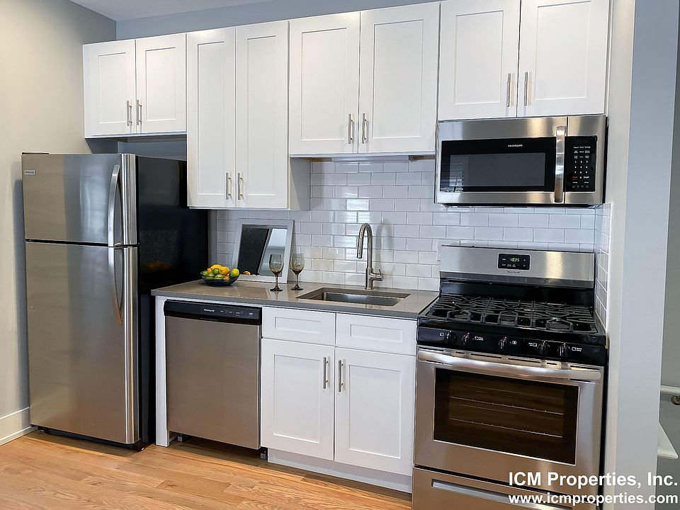 1st image of 2116 N Sedgwick St #1