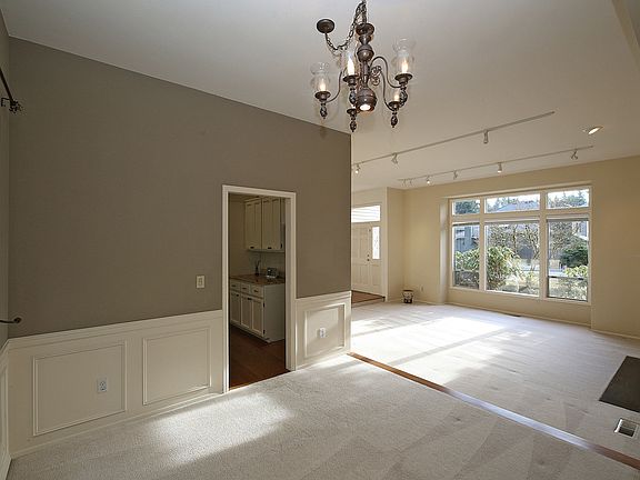 4th image of 3809 260th Ave SE