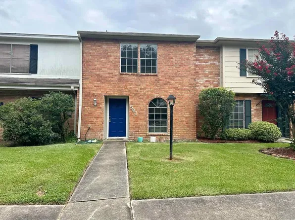 541 Longmeadow St, Beaumont, TX 77707