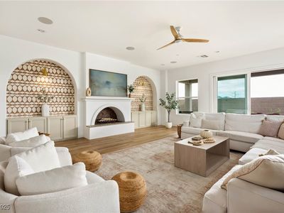 10420 Luella Ct, Las Vegas, NV, 89143