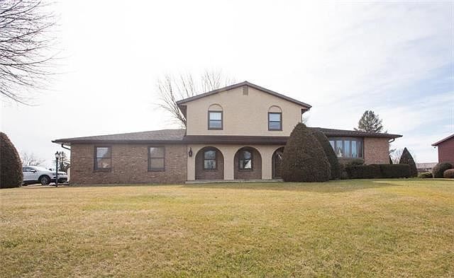 1st image of 4383 Vista Dr