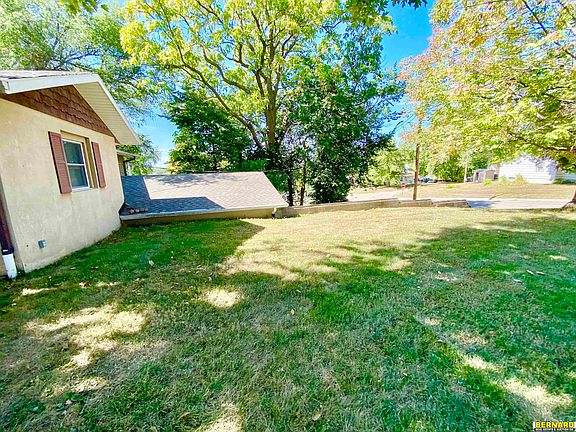 2nd image of 1117 Scenic Dr