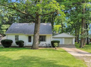 1520 Biltmore Blvd, Lansing, MI 48906