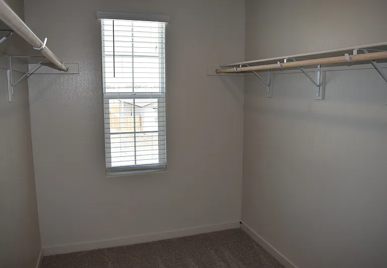 4624 Athena Dr — Photo 23