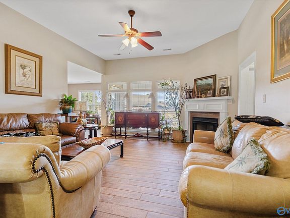 5th image of 4827 Canterwood Dr SE