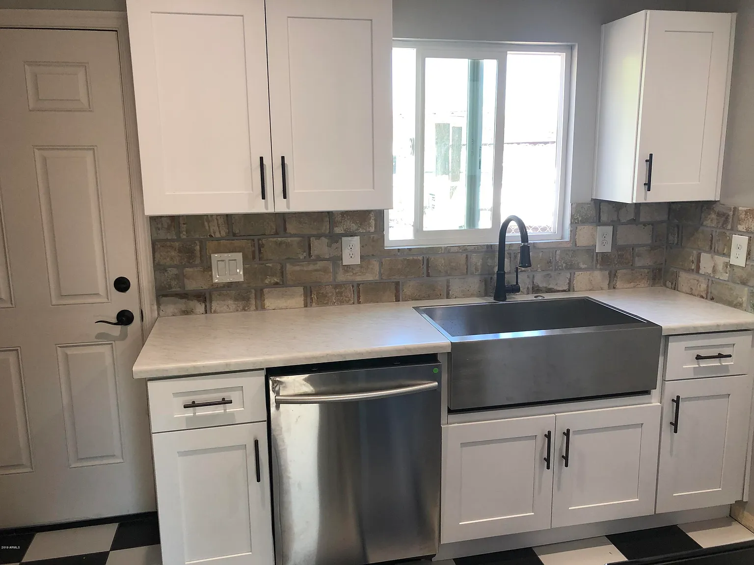 1 bed, 1.0 bath, 884 sqft, $1,500 — Photo 4