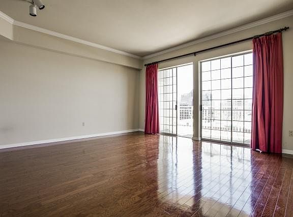 3rd image of 3225 Turtle Creek Blvd APT 916