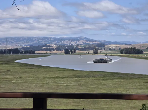 45A Bridge Rd, Novato, CA 94945